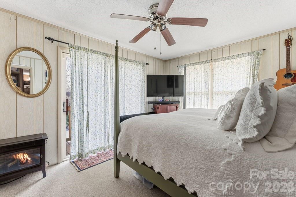 3731 Dillard Road — Highlands