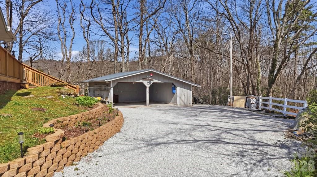 3731 Dillard Road — Highlands