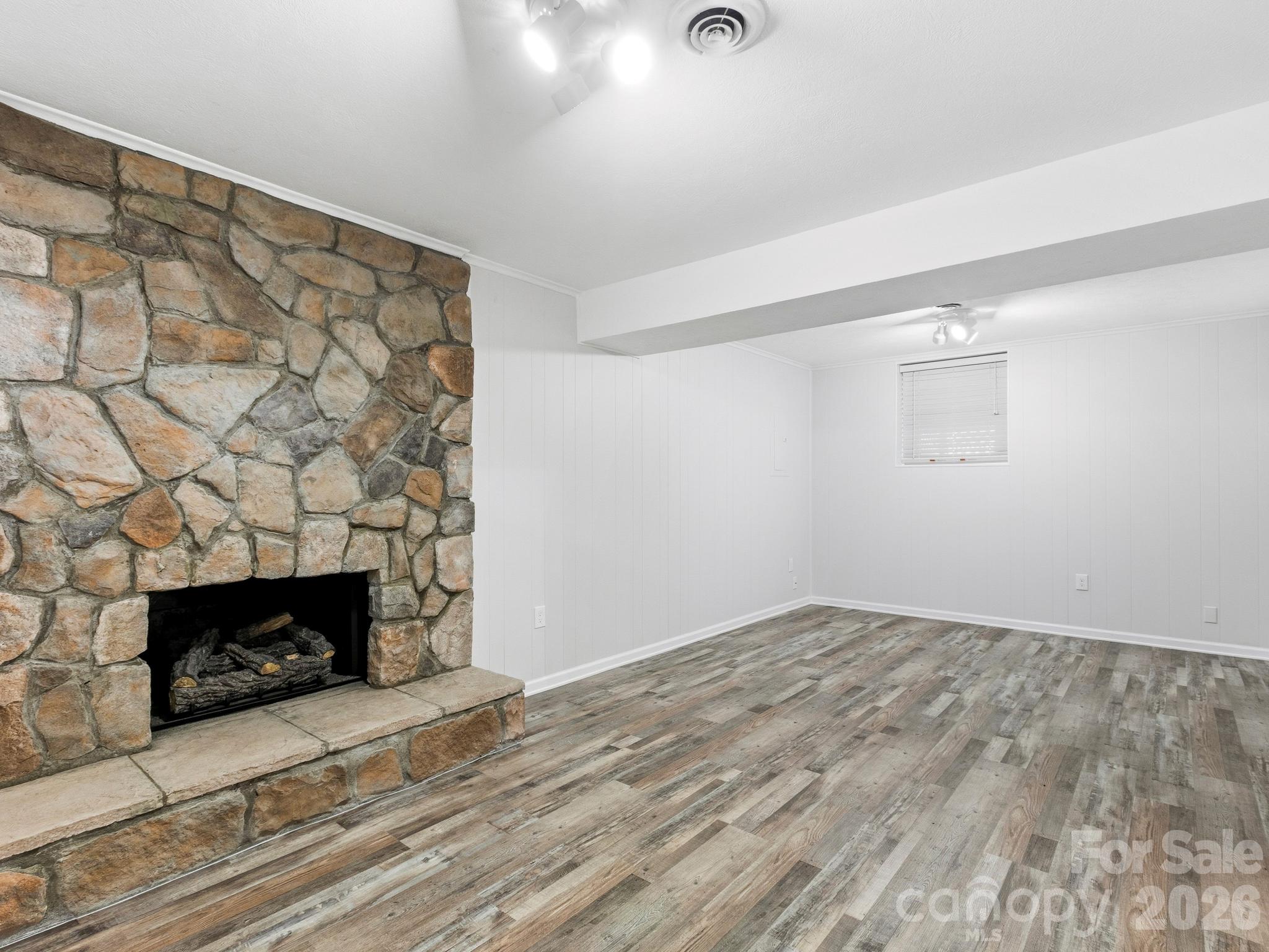 3 Fieldcrest Drive — Candler