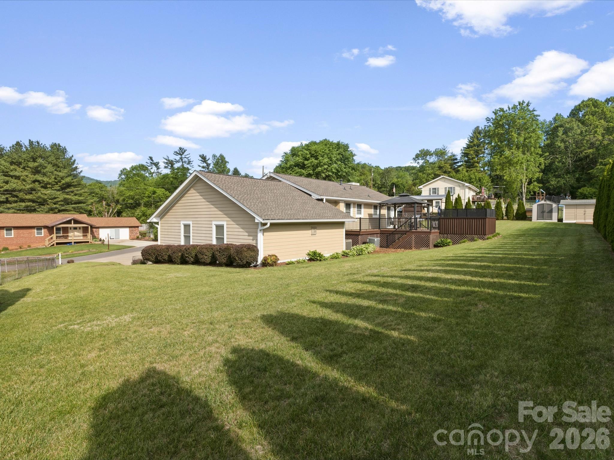 3 Fieldcrest Drive — Candler