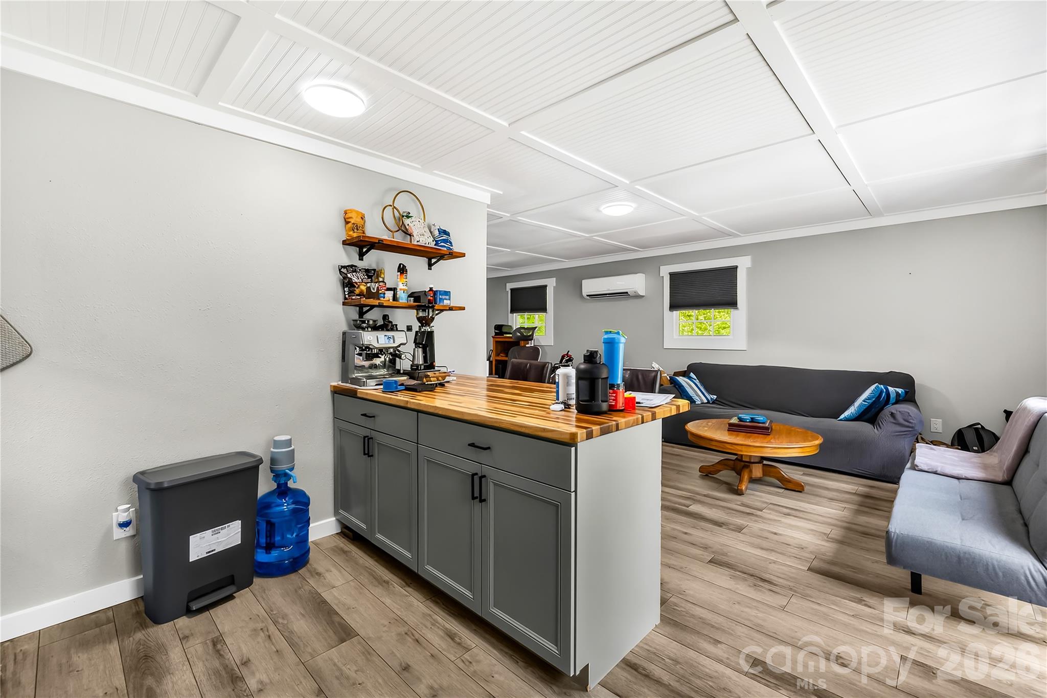 5603 King Wilkinson Road — Denver