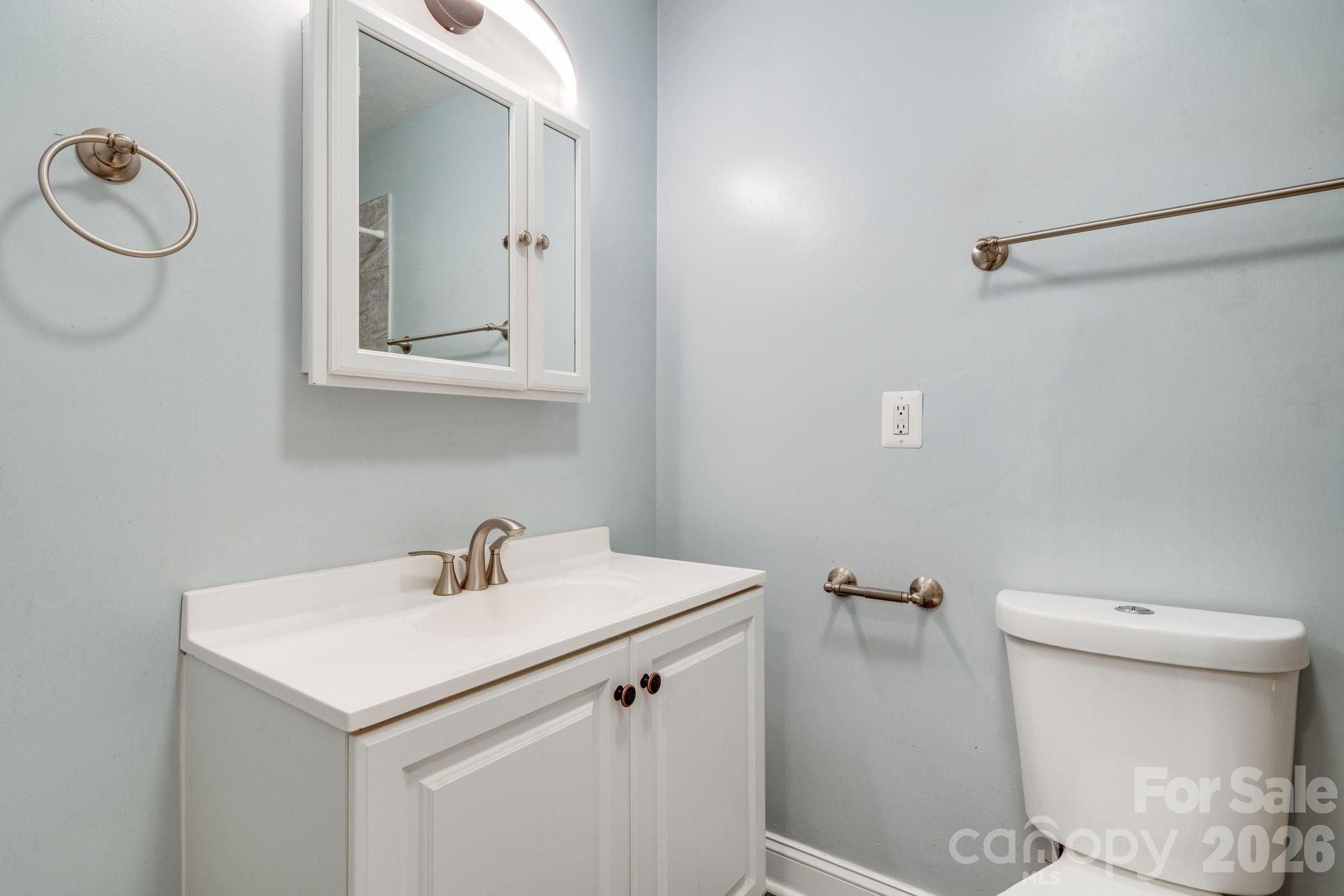 2956 New Leicester Highway — Leicester
