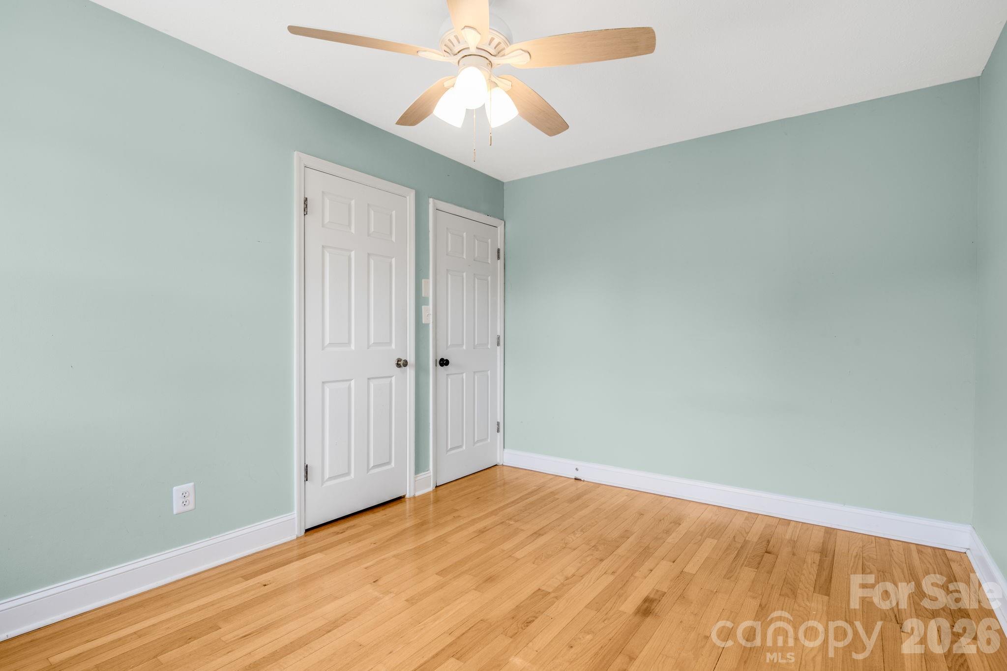 2956 New Leicester Highway — Leicester