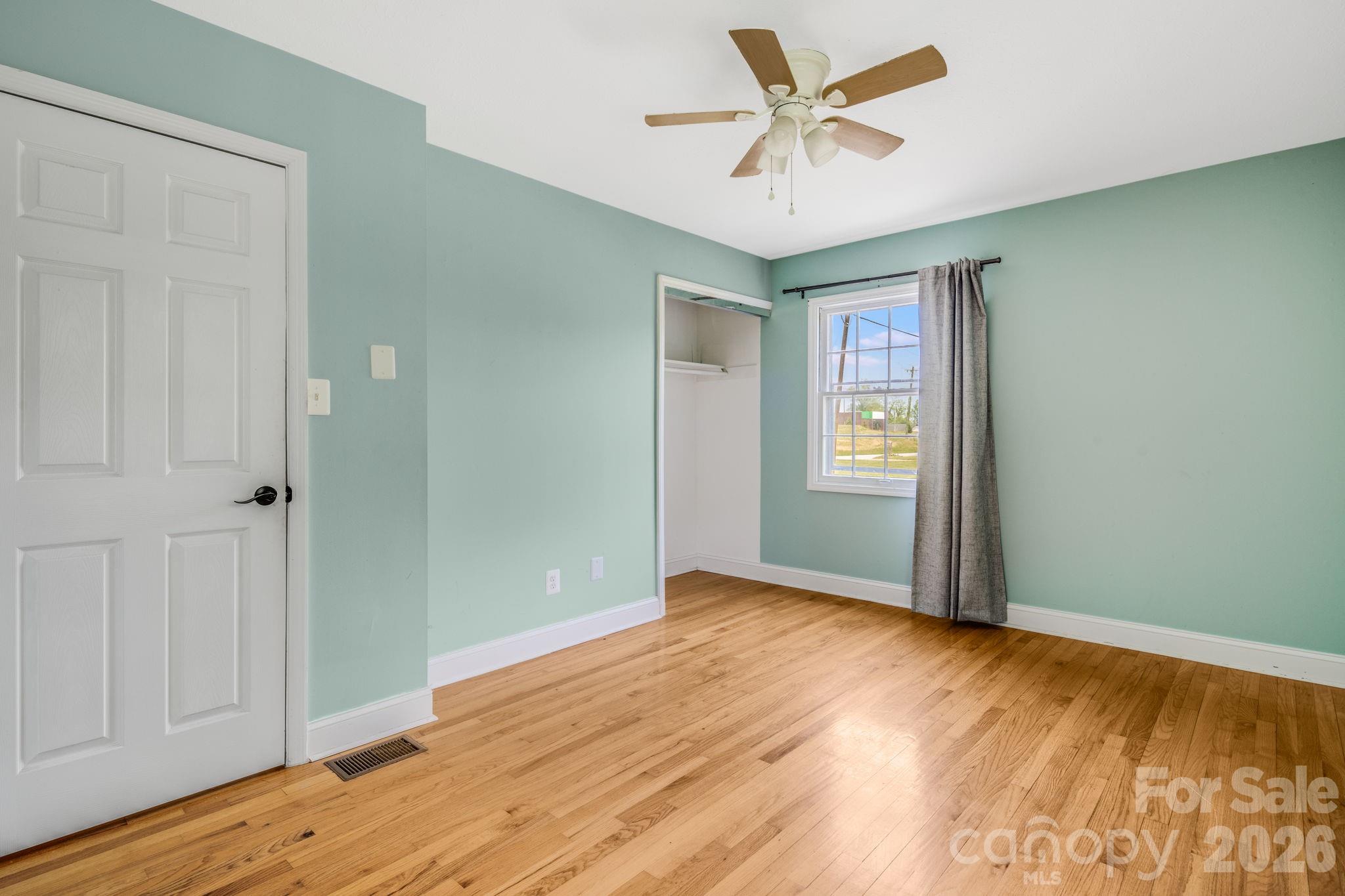 2956 New Leicester Highway — Leicester