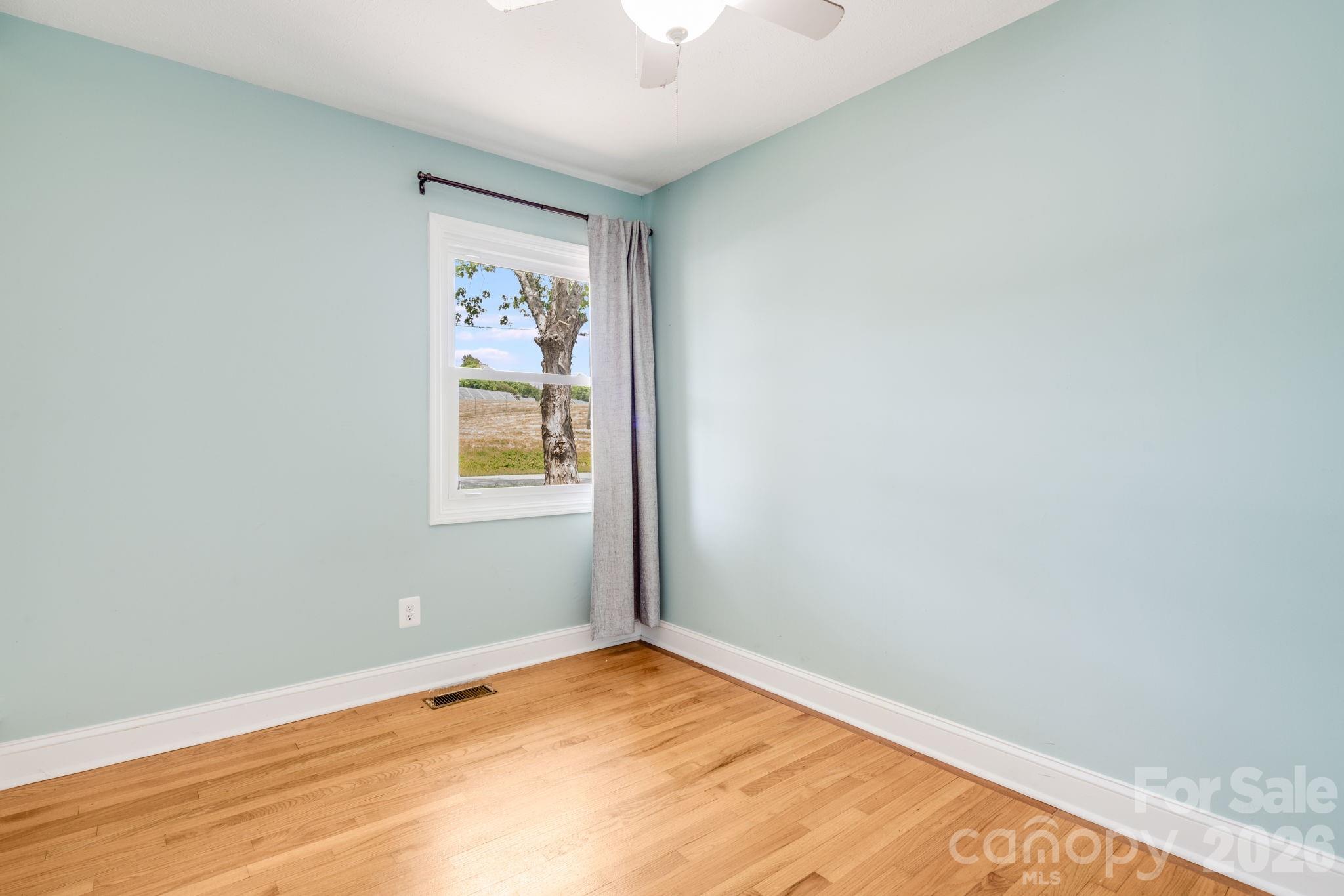 2956 New Leicester Highway — Leicester