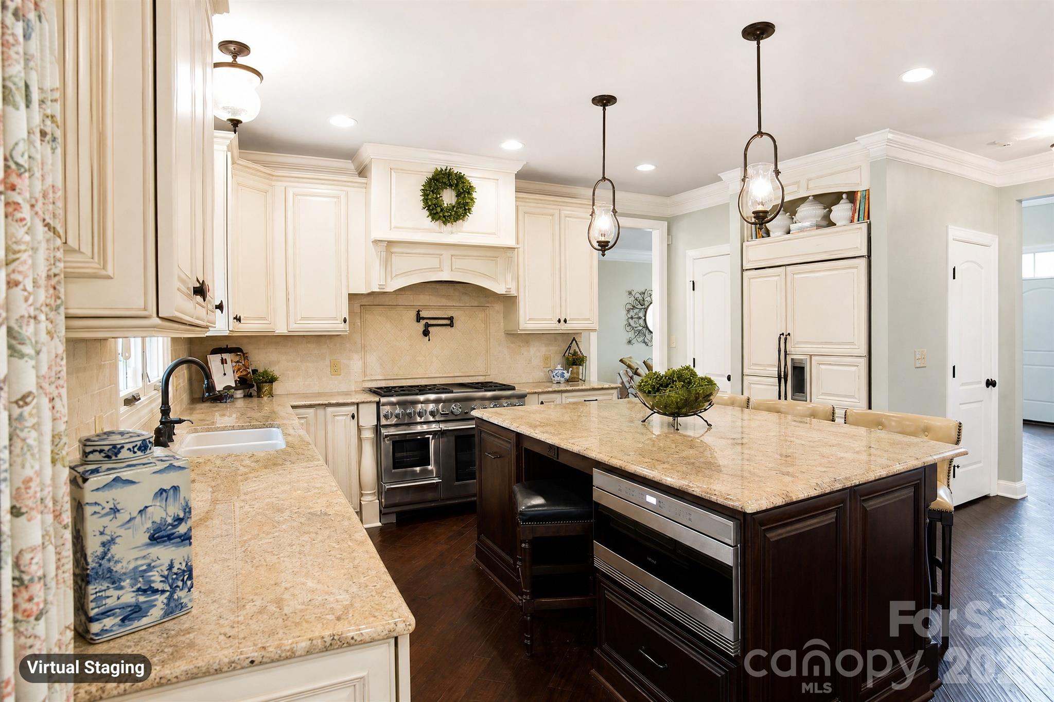 880 Hickory Stick Drive — Fort Mill