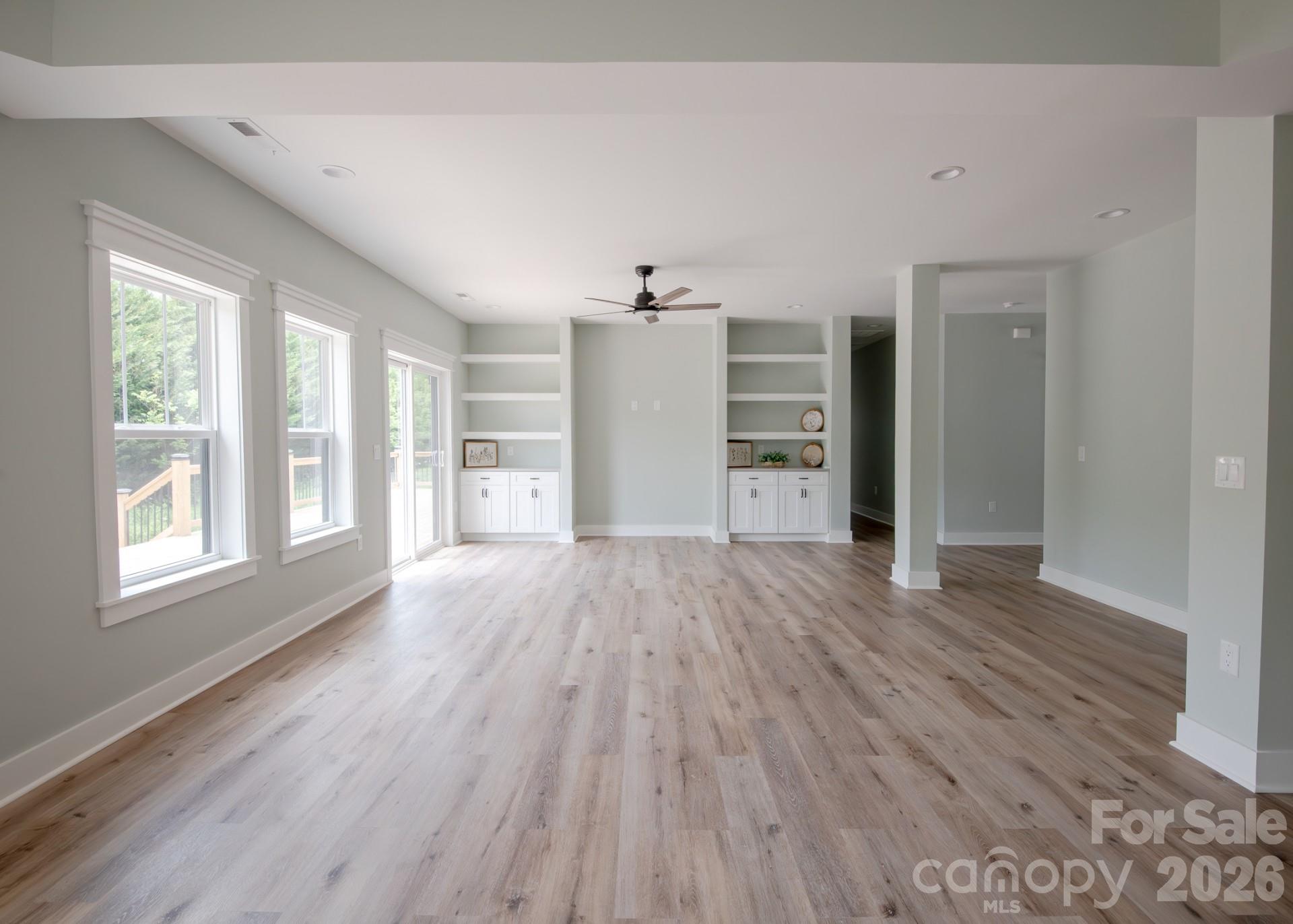 45 Gash Cove Road — Hendersonville