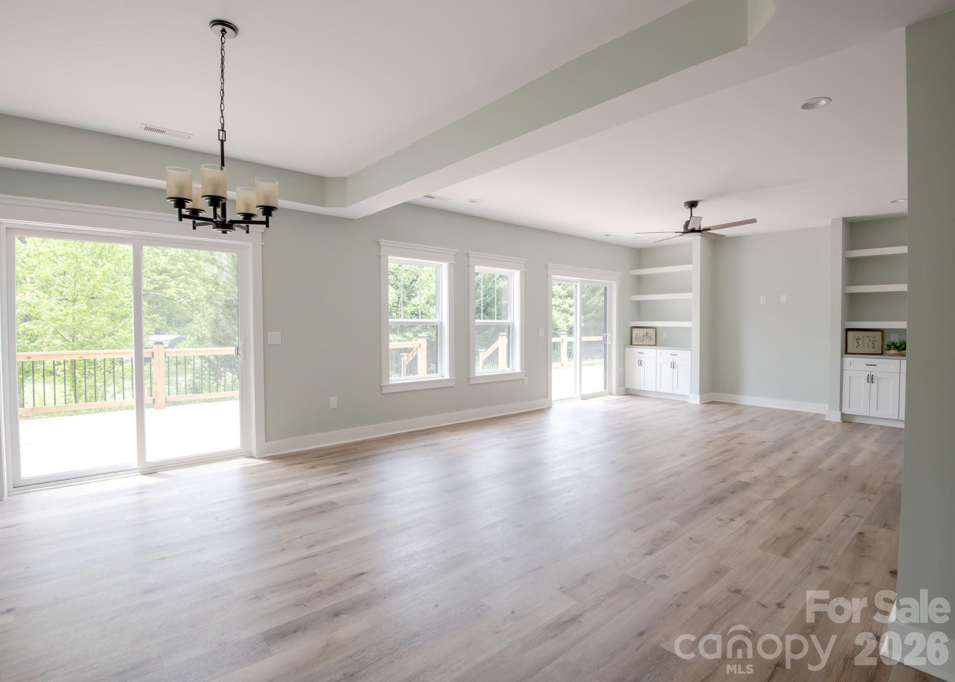 45 Gash Cove Road — Hendersonville