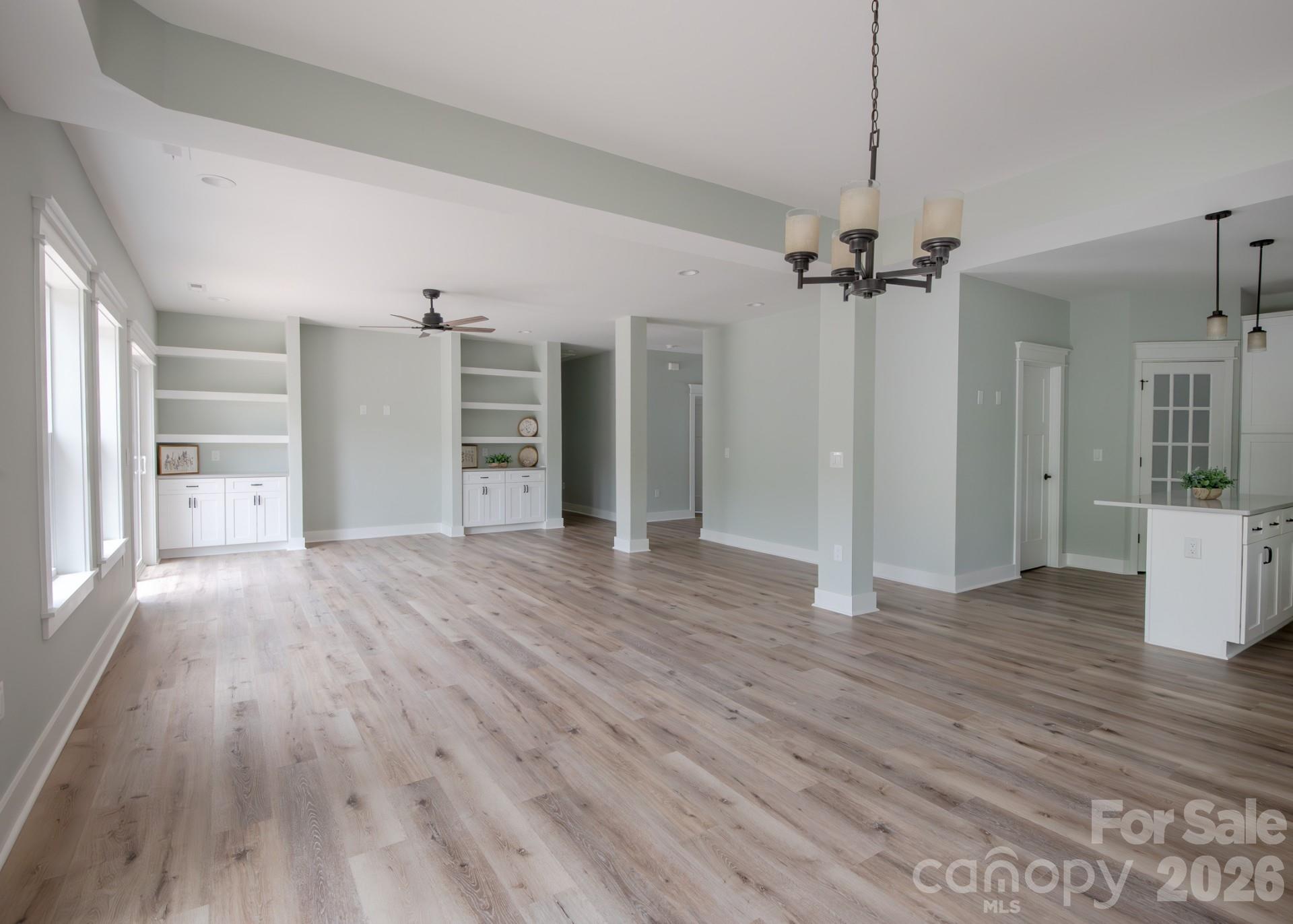 45 Gash Cove Road — Hendersonville