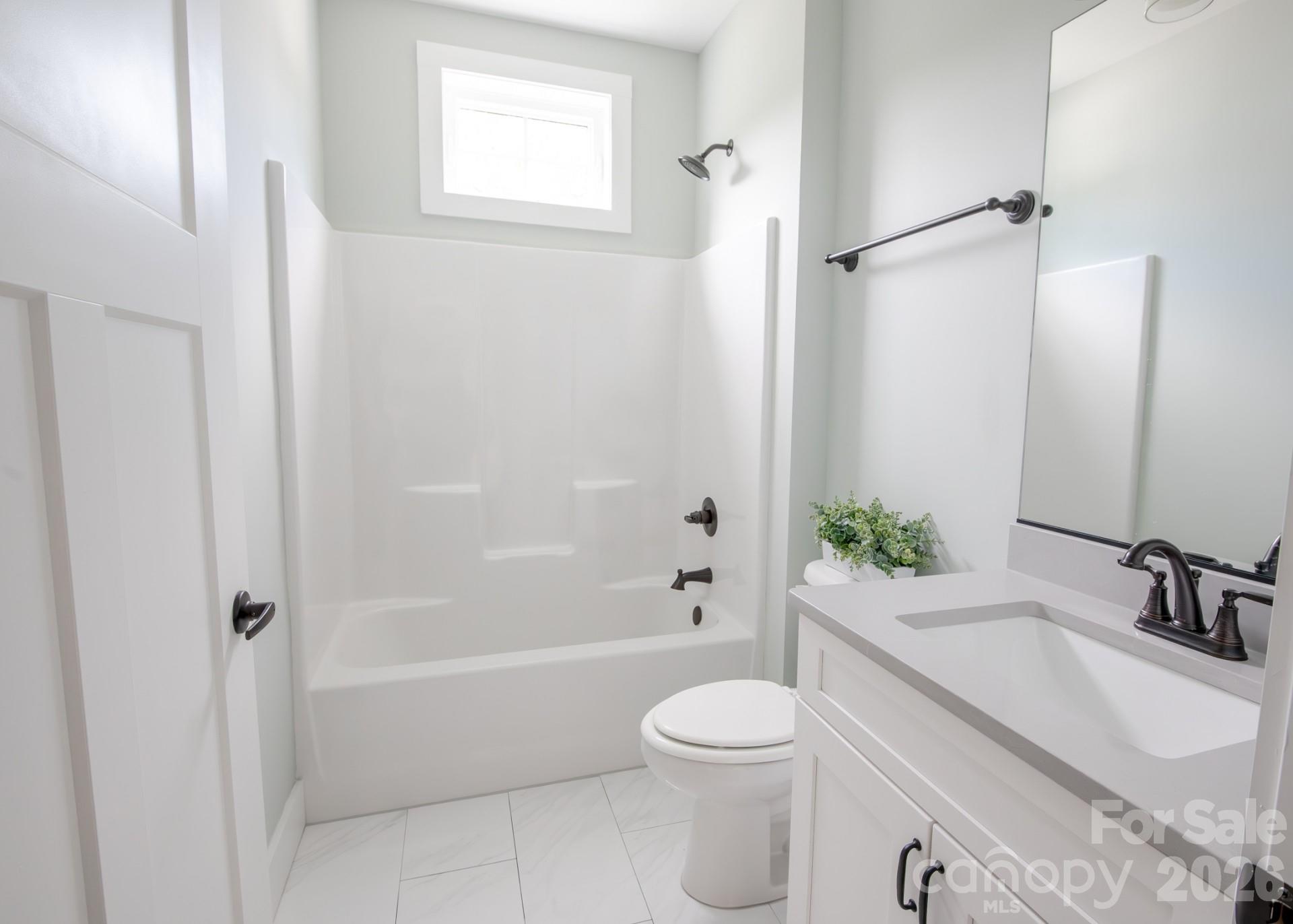 45 Gash Cove Road — Hendersonville