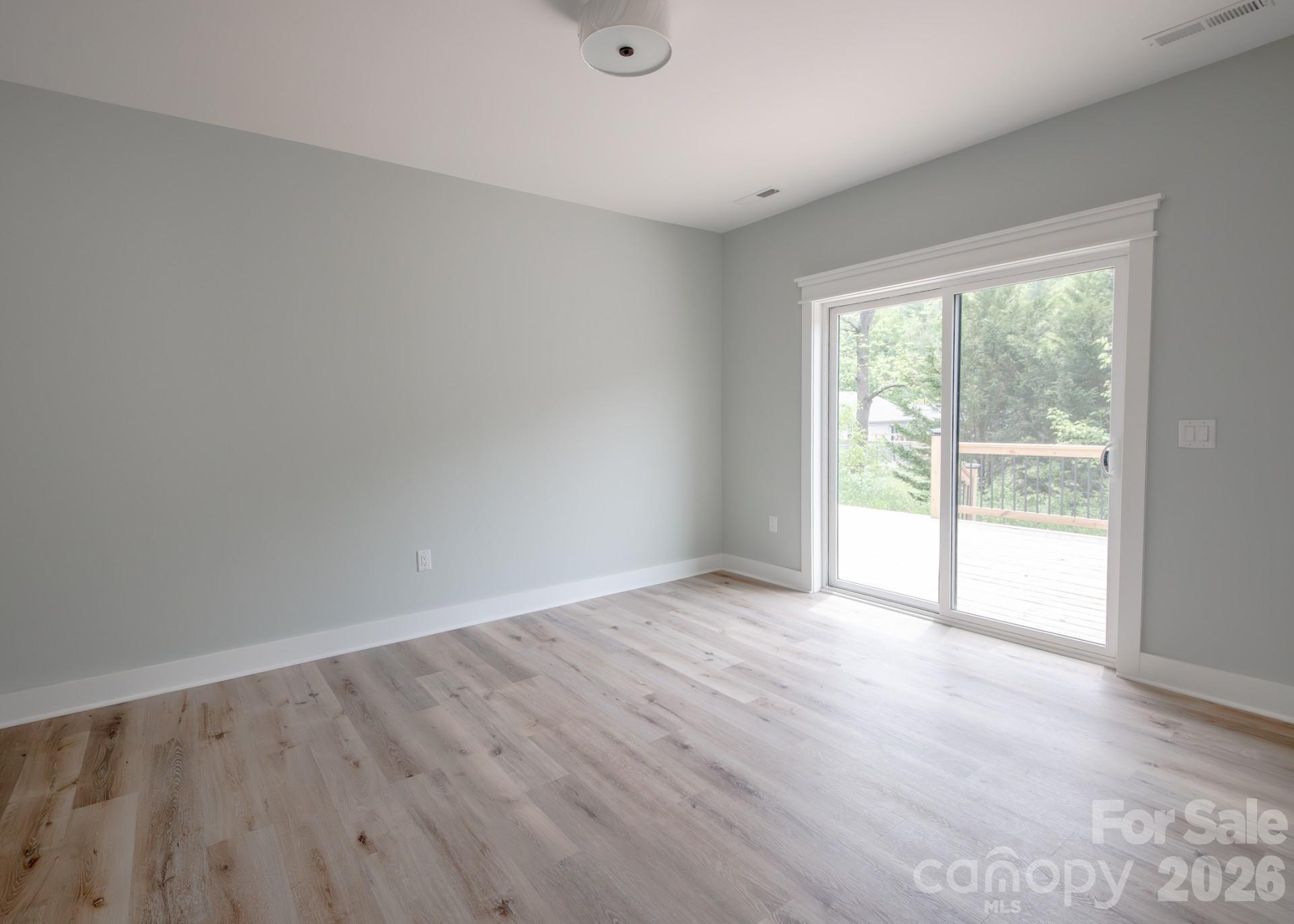 45 Gash Cove Road — Hendersonville