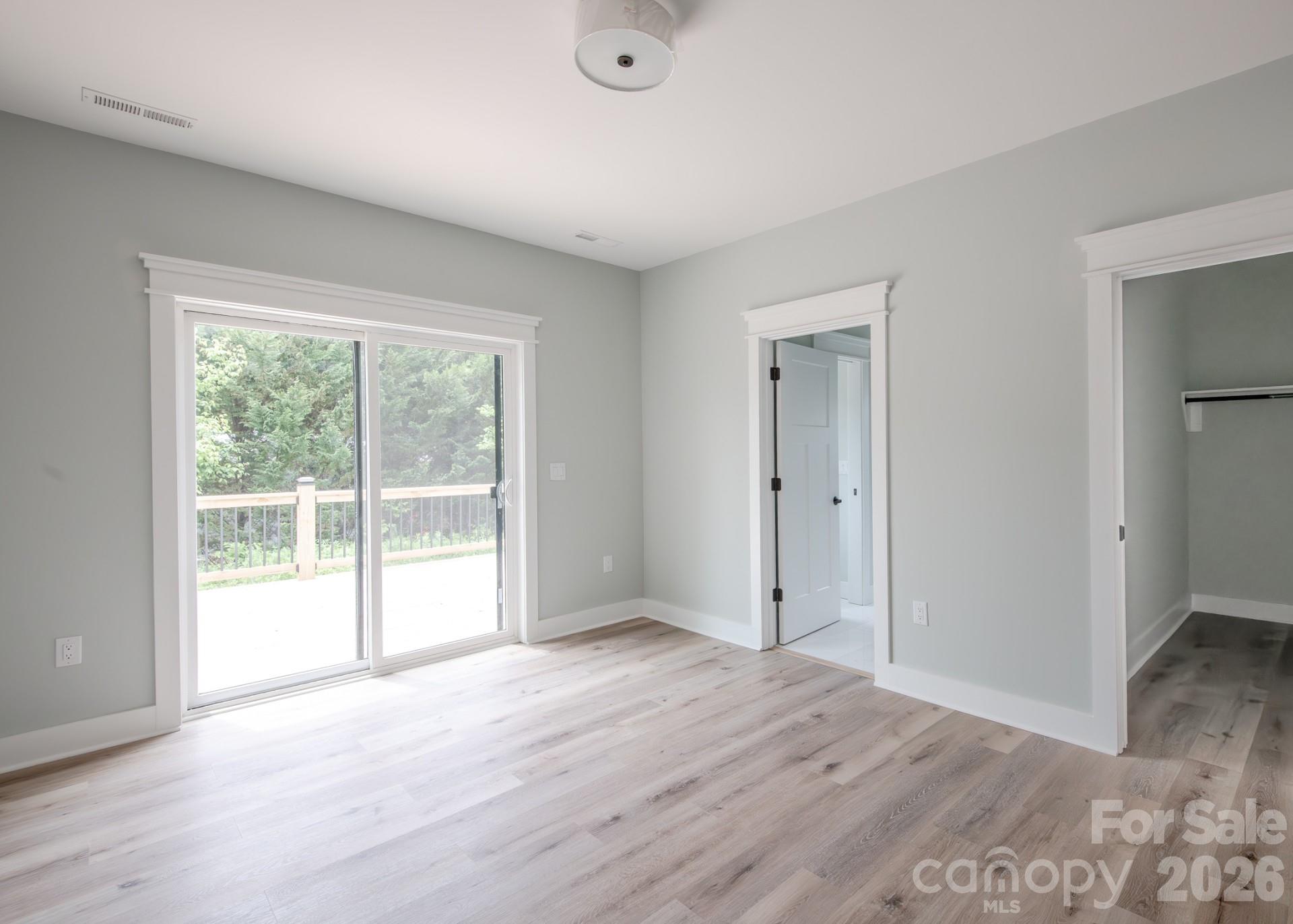 45 Gash Cove Road — Hendersonville