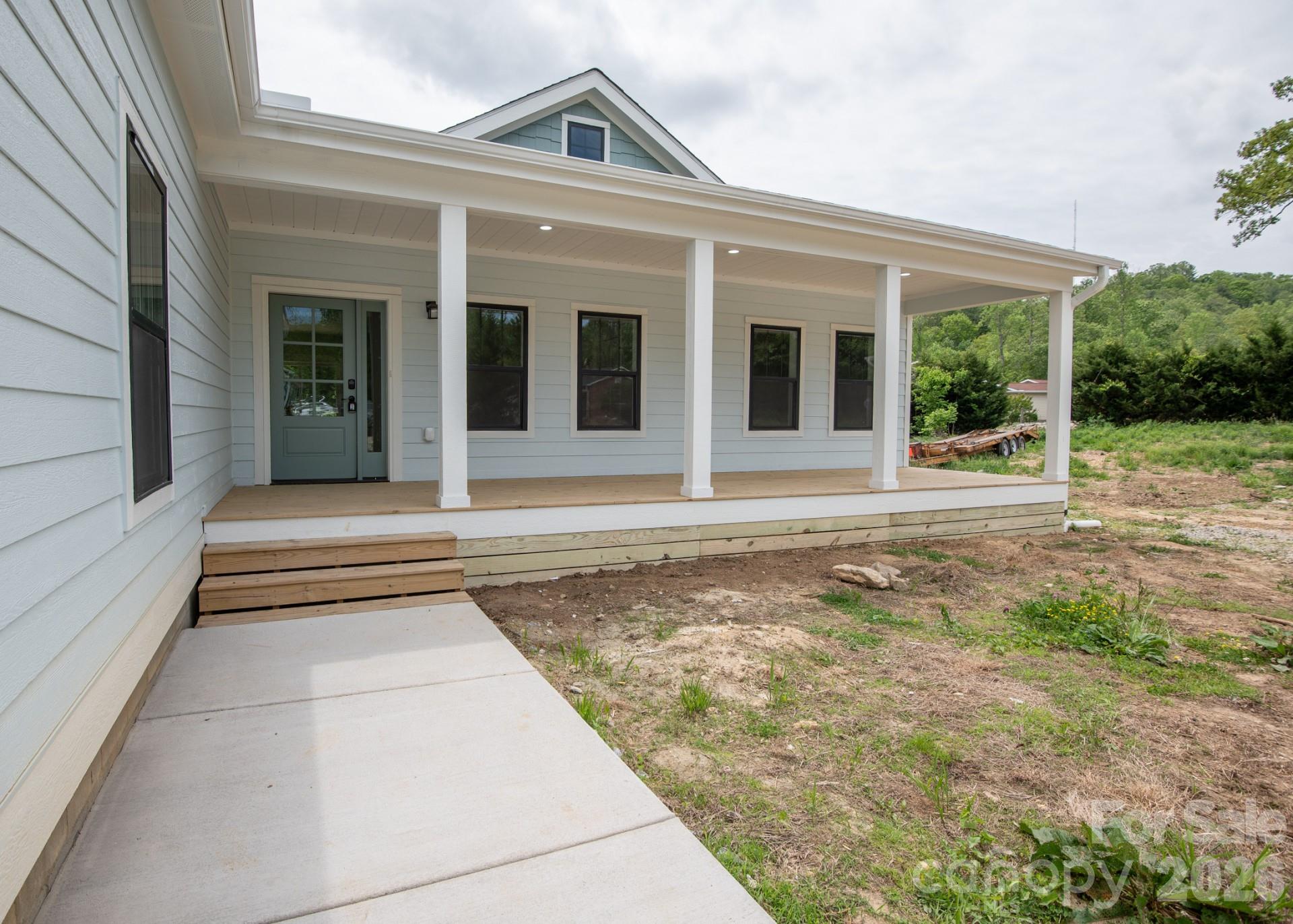 45 Gash Cove Road — Hendersonville