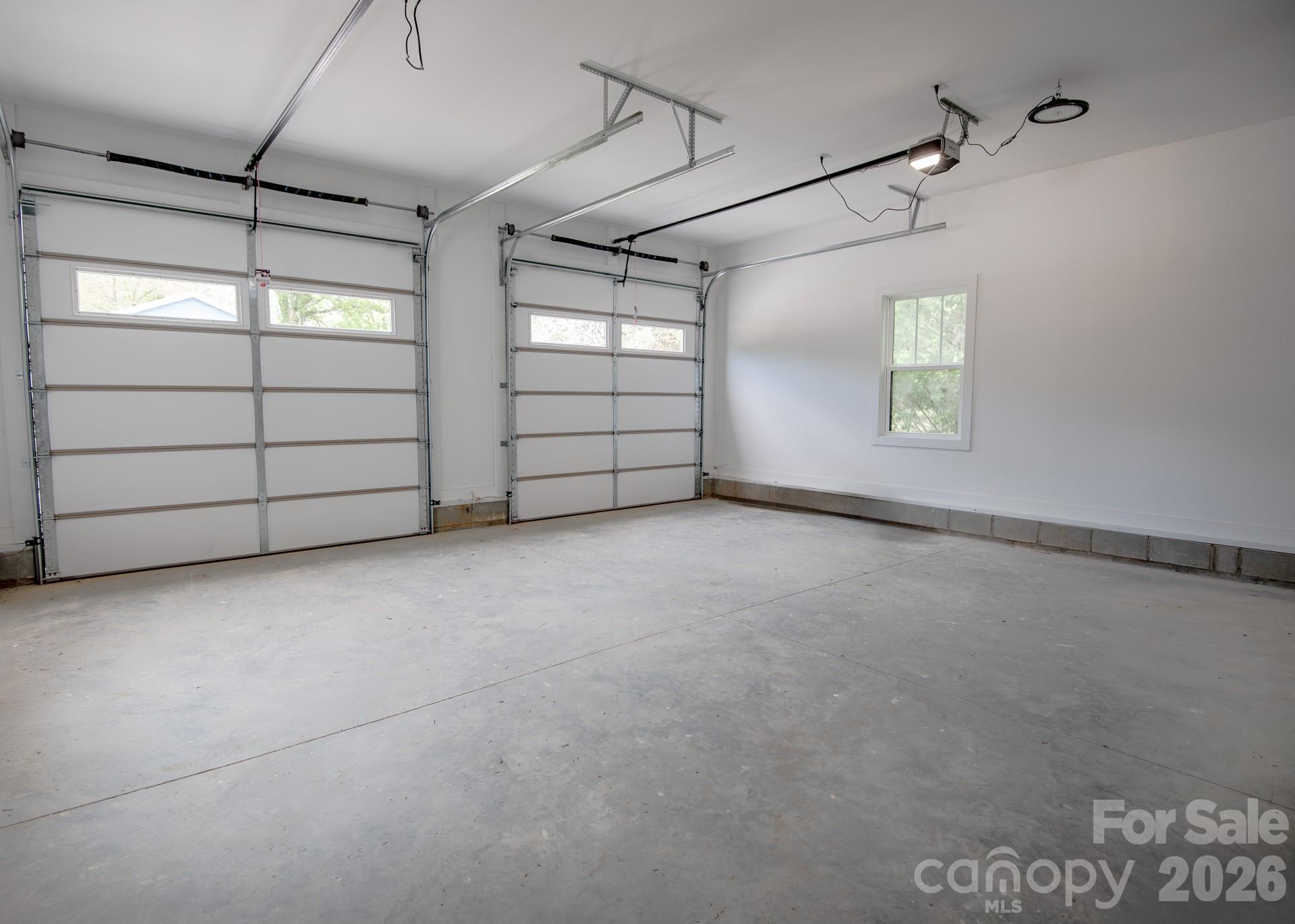 45 Gash Cove Road — Hendersonville