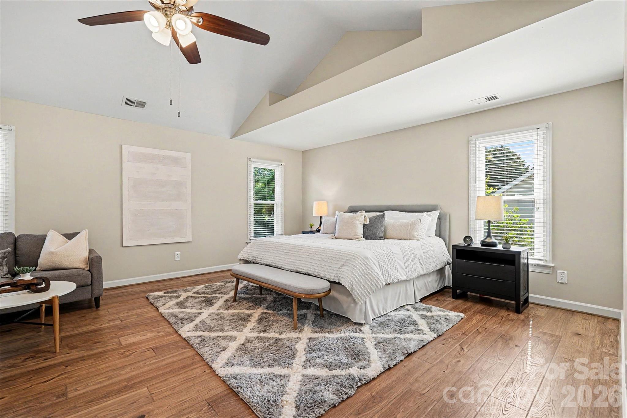 7068 Kidwelly Lane — Matthews