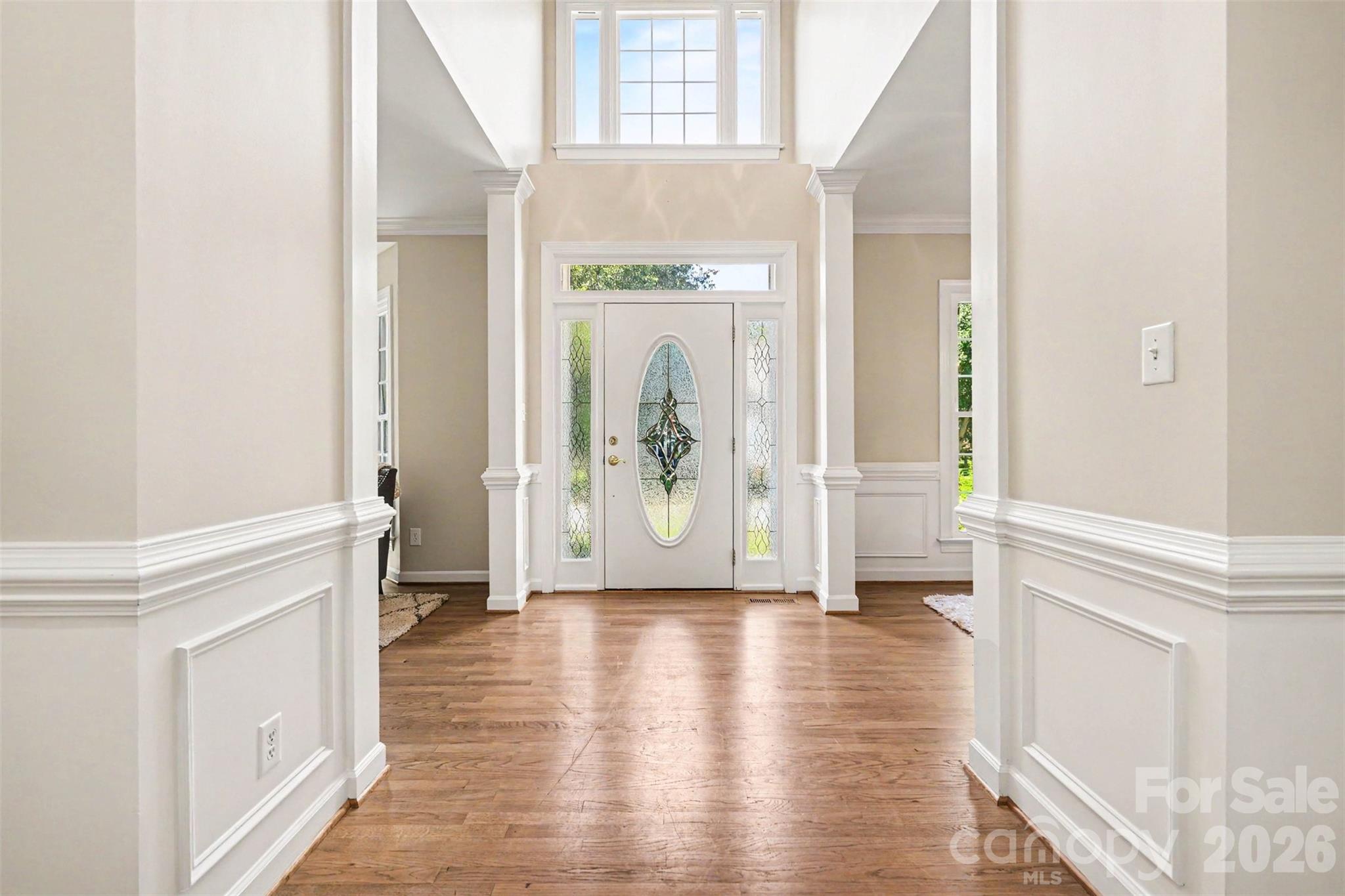 7068 Kidwelly Lane — Matthews