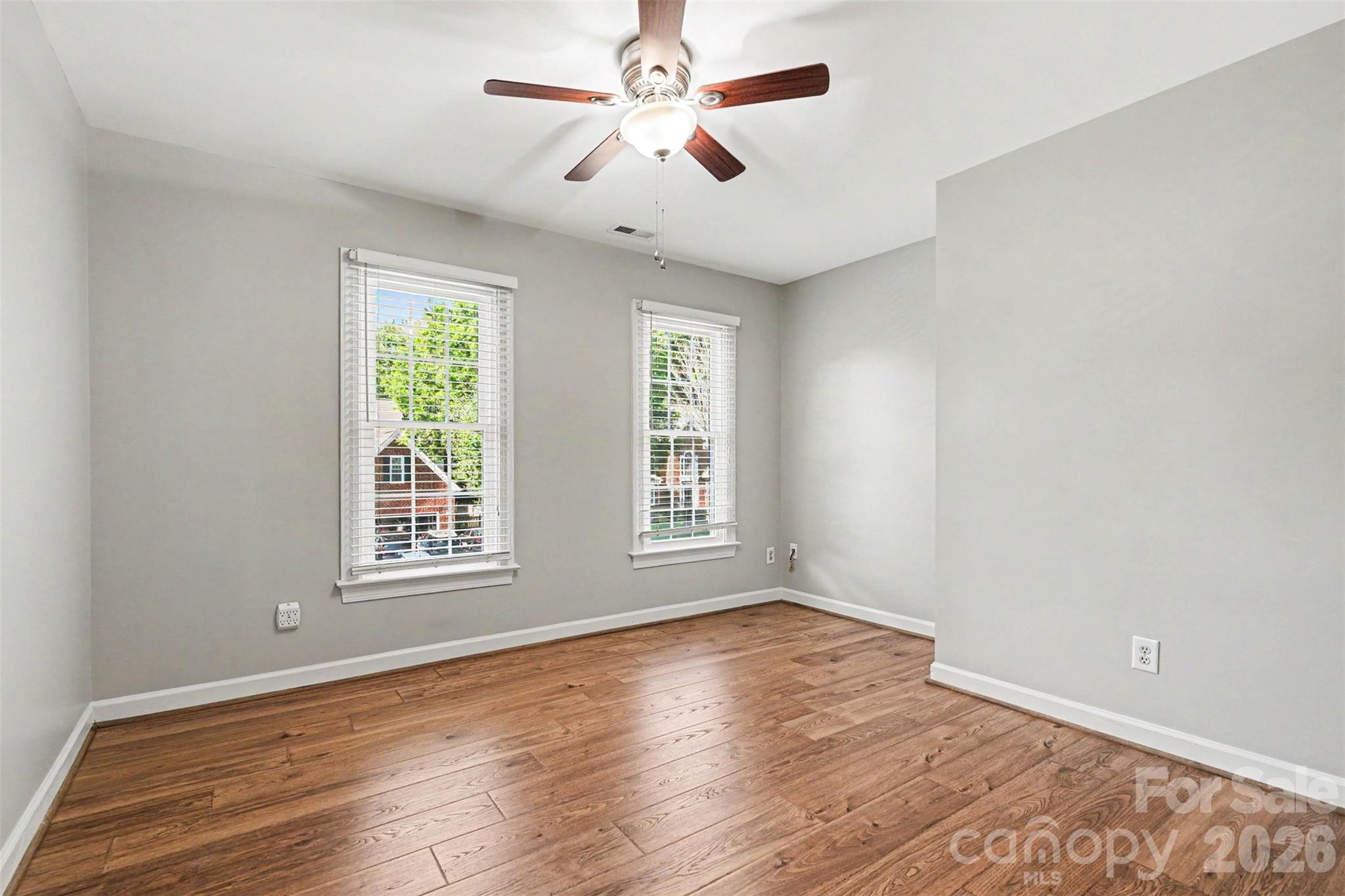 7068 Kidwelly Lane — Matthews