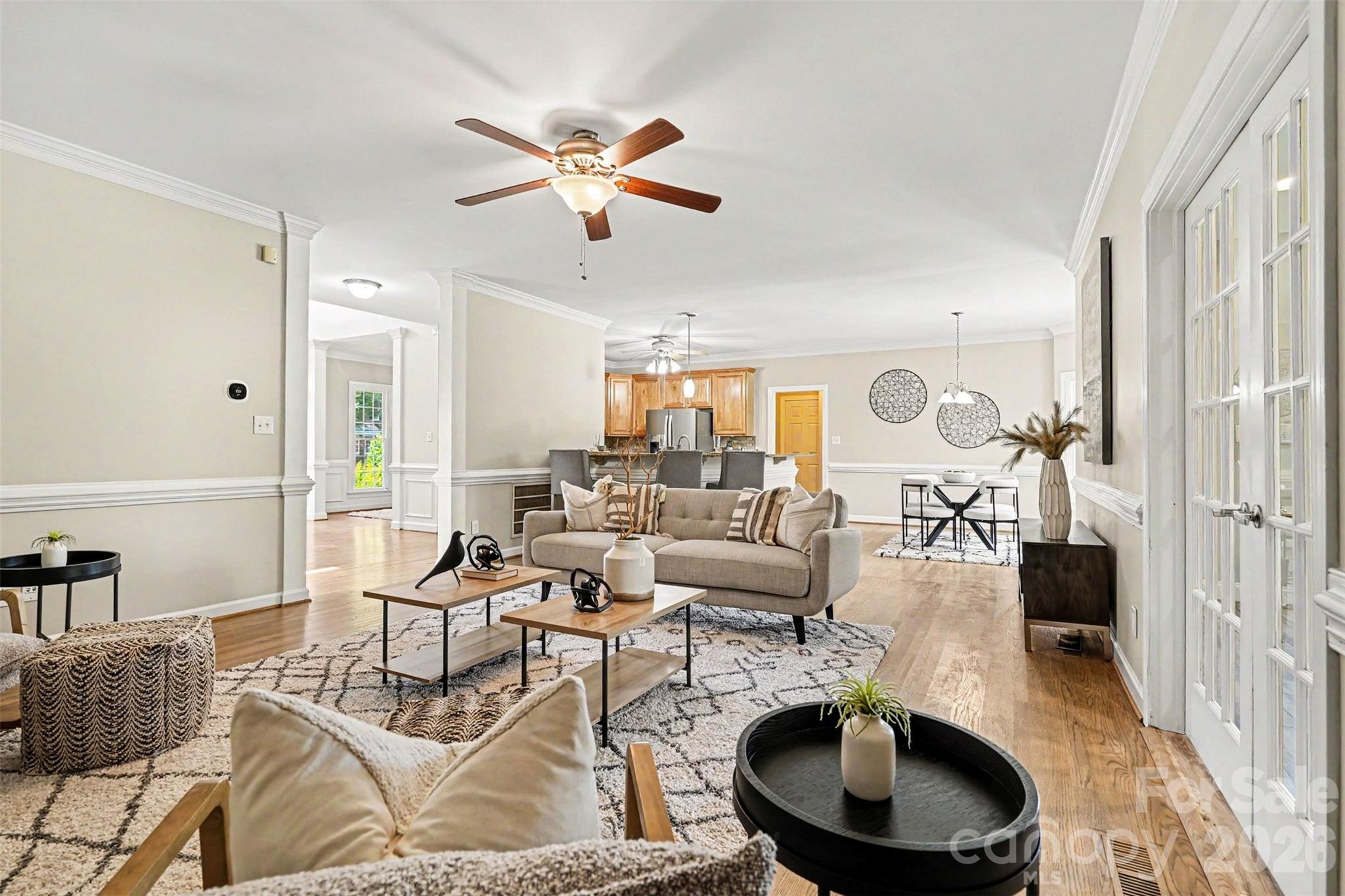 7068 Kidwelly Lane — Matthews