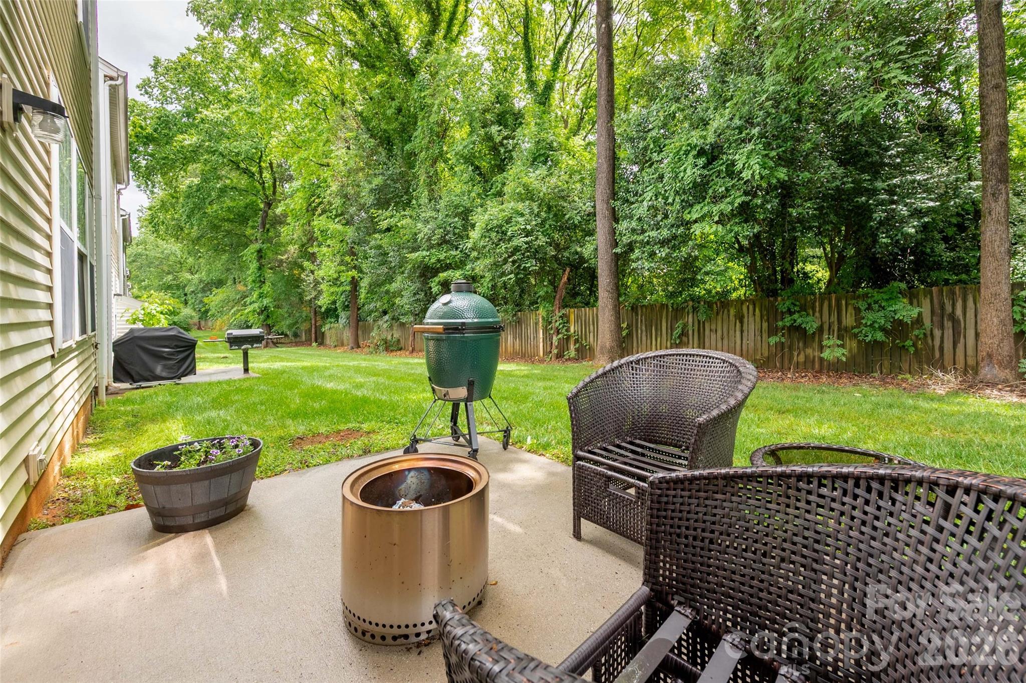 820 Autumn Rain Lane — Charlotte