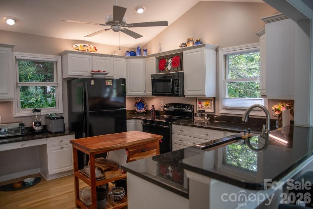 36 Lynx Drive — Black Mountain