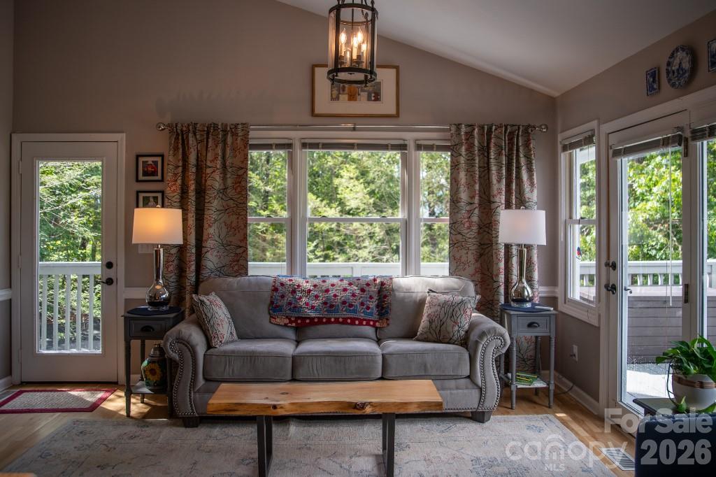 36 Lynx Drive — Black Mountain