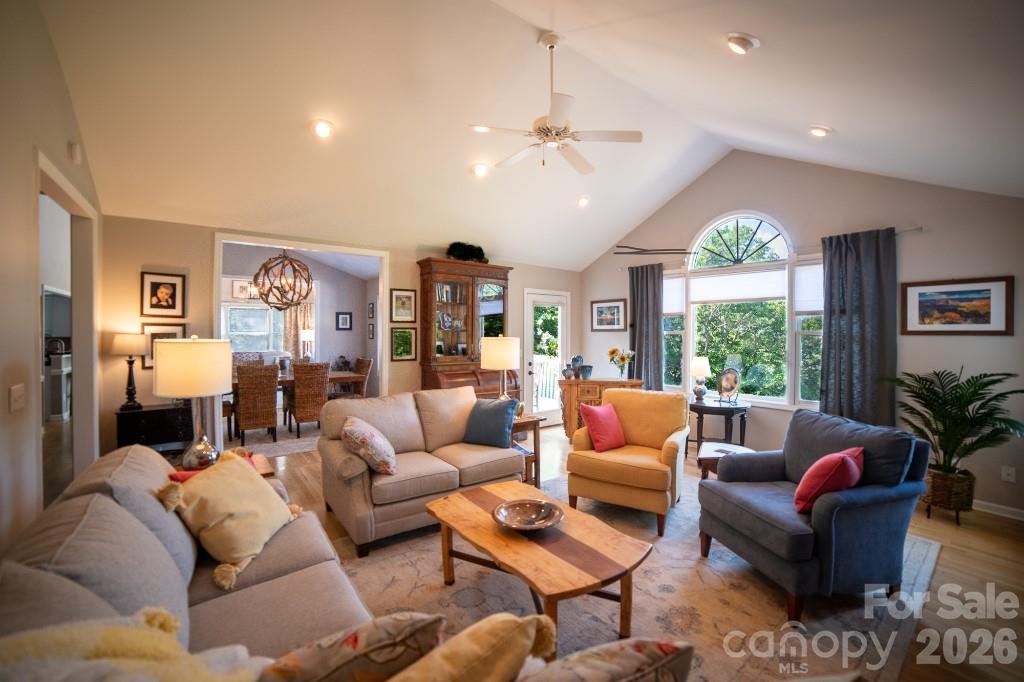 36 Lynx Drive — Black Mountain
