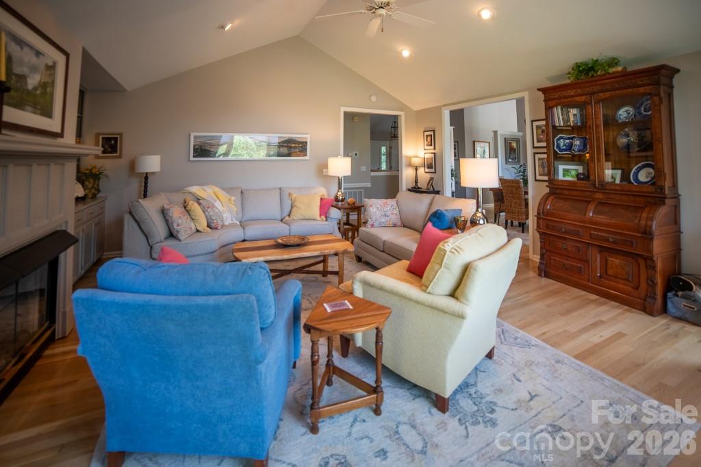 36 Lynx Drive — Black Mountain