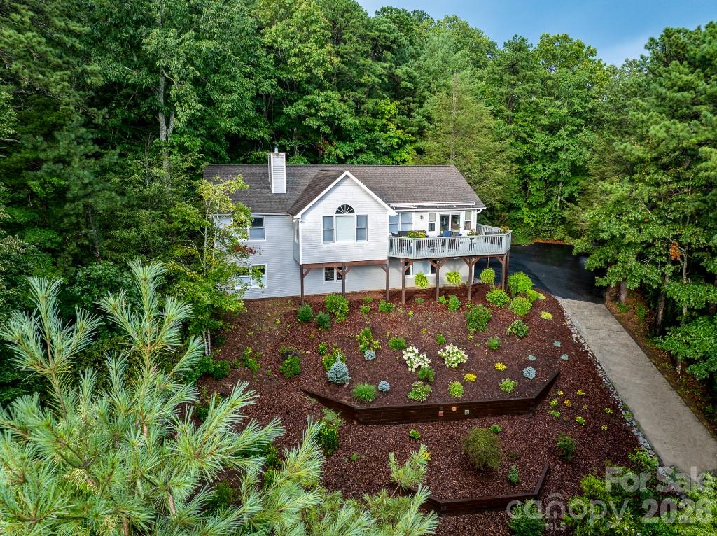 36 Lynx Drive — Black Mountain