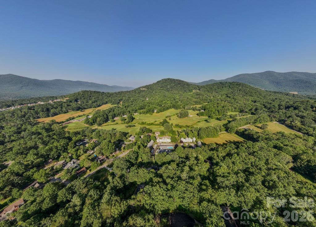36 Lynx Drive — Black Mountain