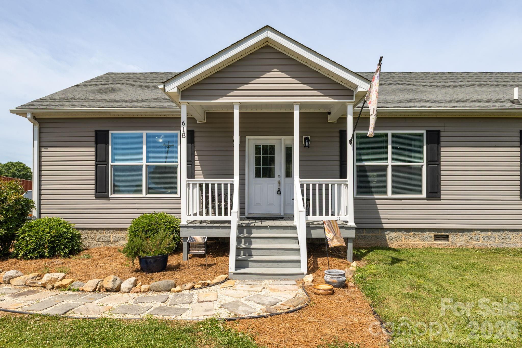 618 Society Road — Statesville