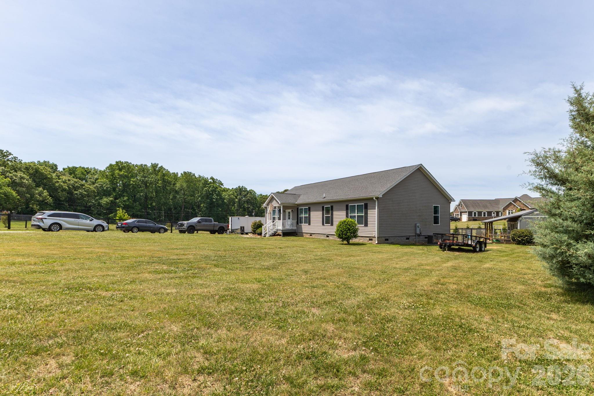 618 Society Road — Statesville