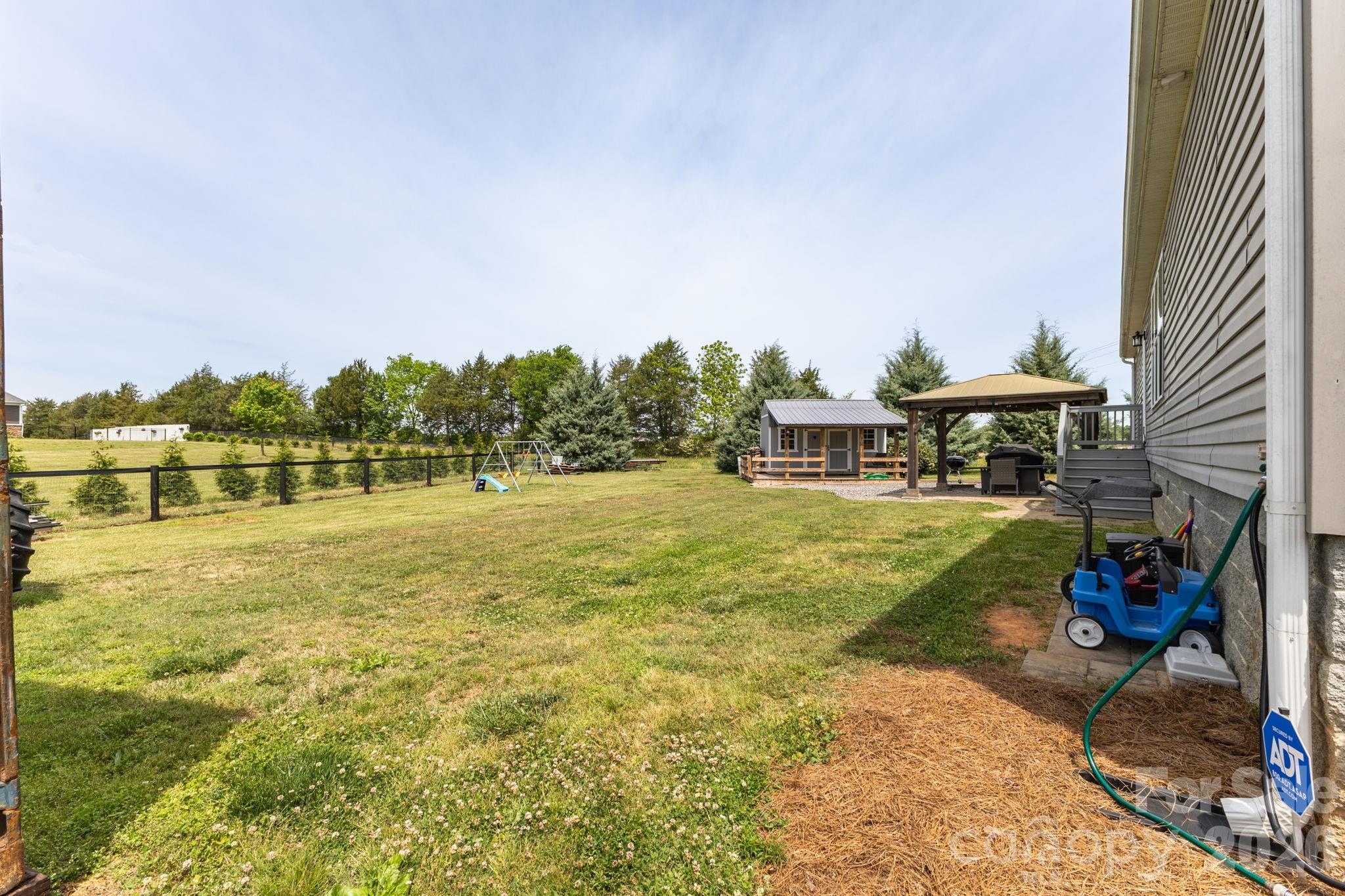 618 Society Road — Statesville