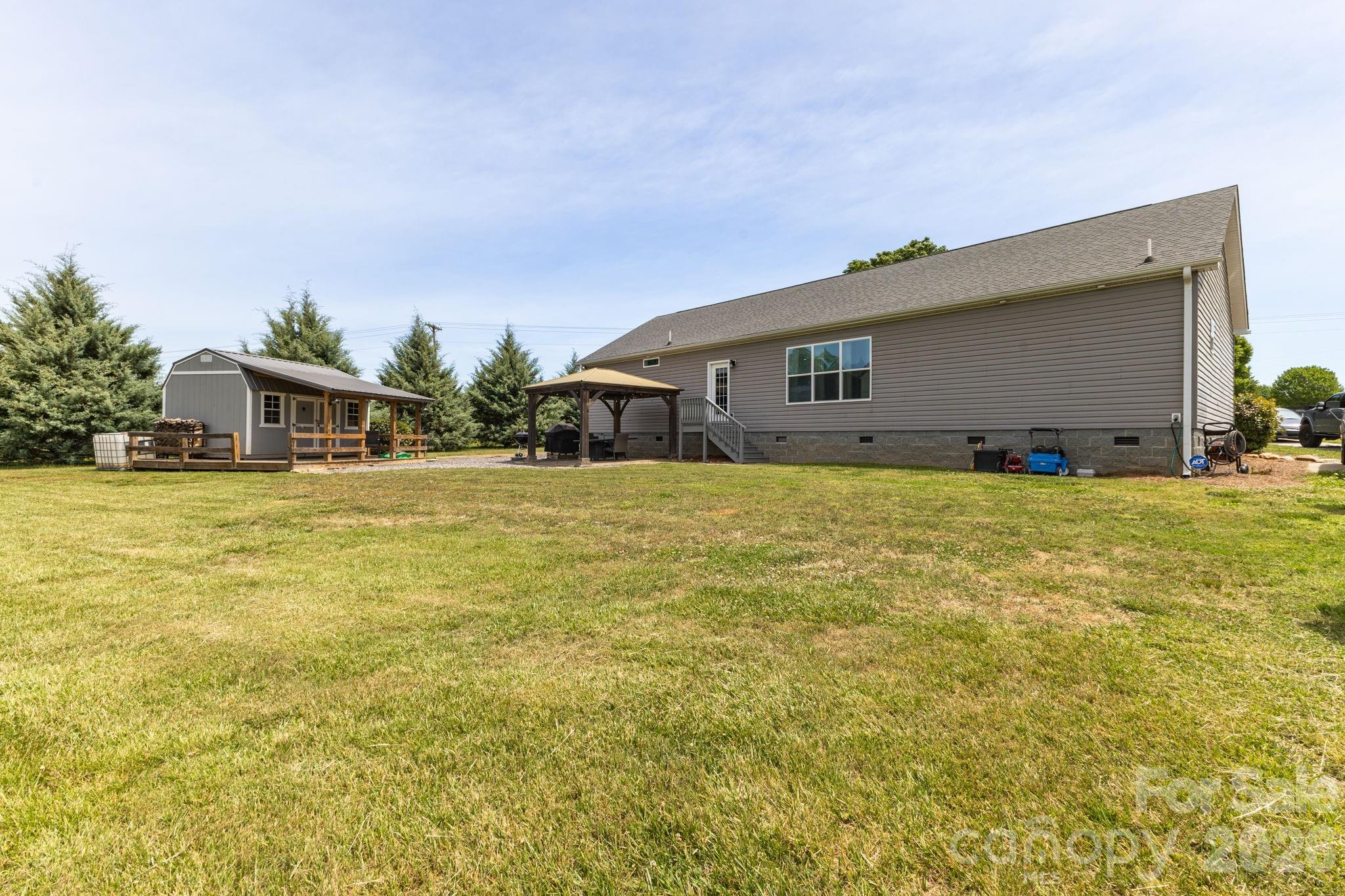 618 Society Road — Statesville