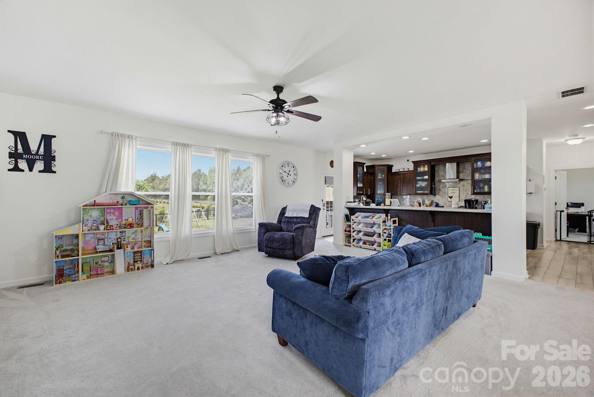 618 Society Road — Statesville