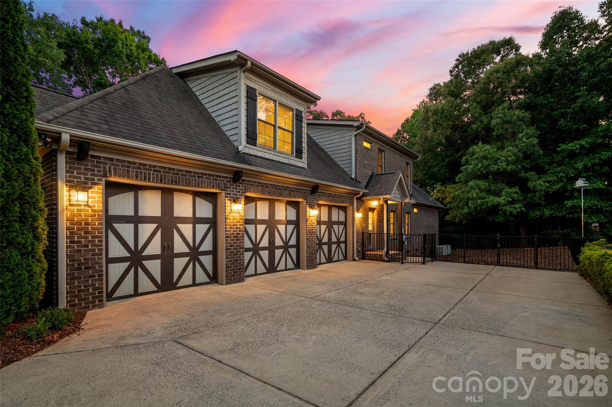 910 Abilene Lane — Fort Mill