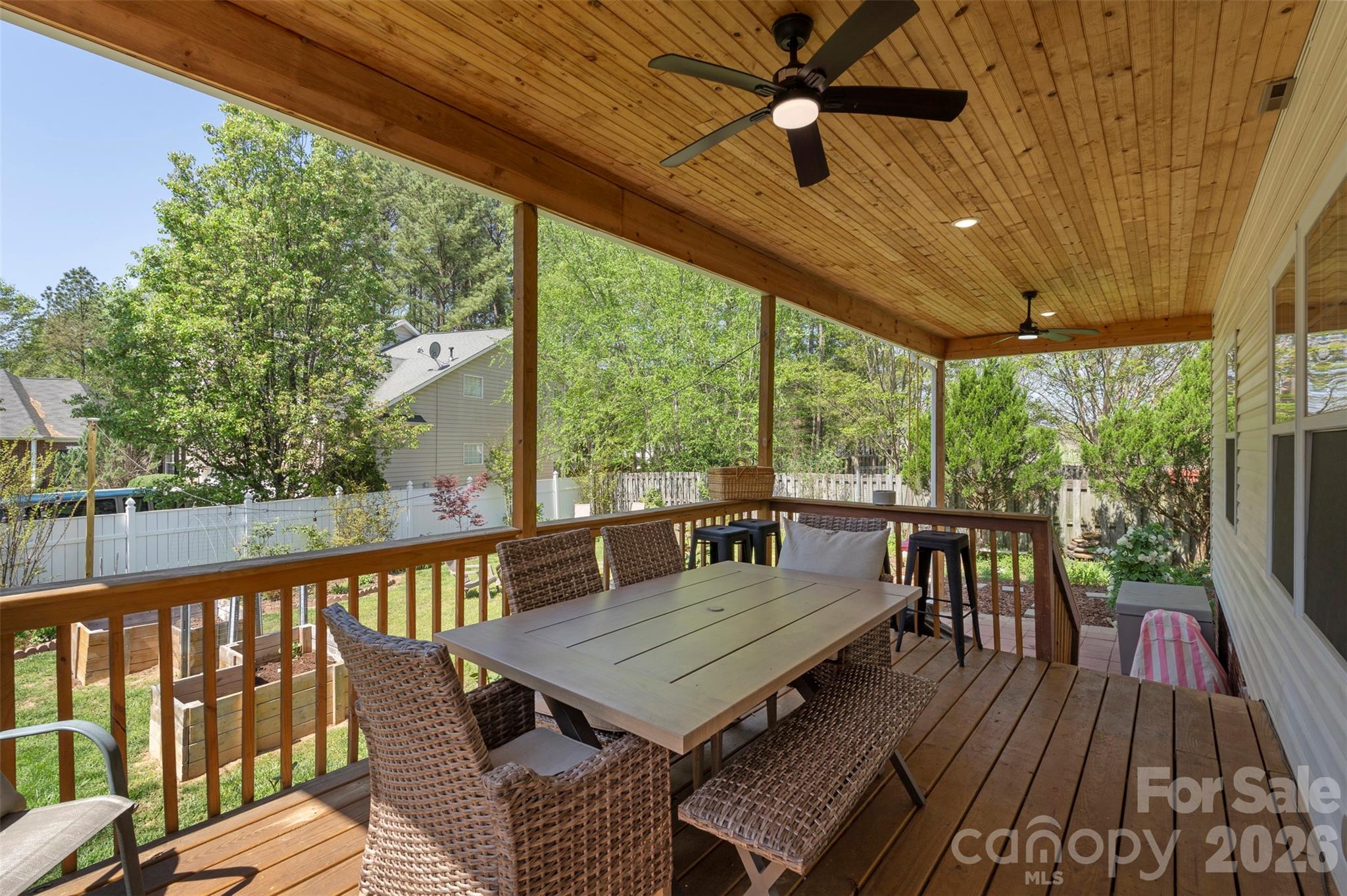 14926 Bridle Trace Lane — Pineville