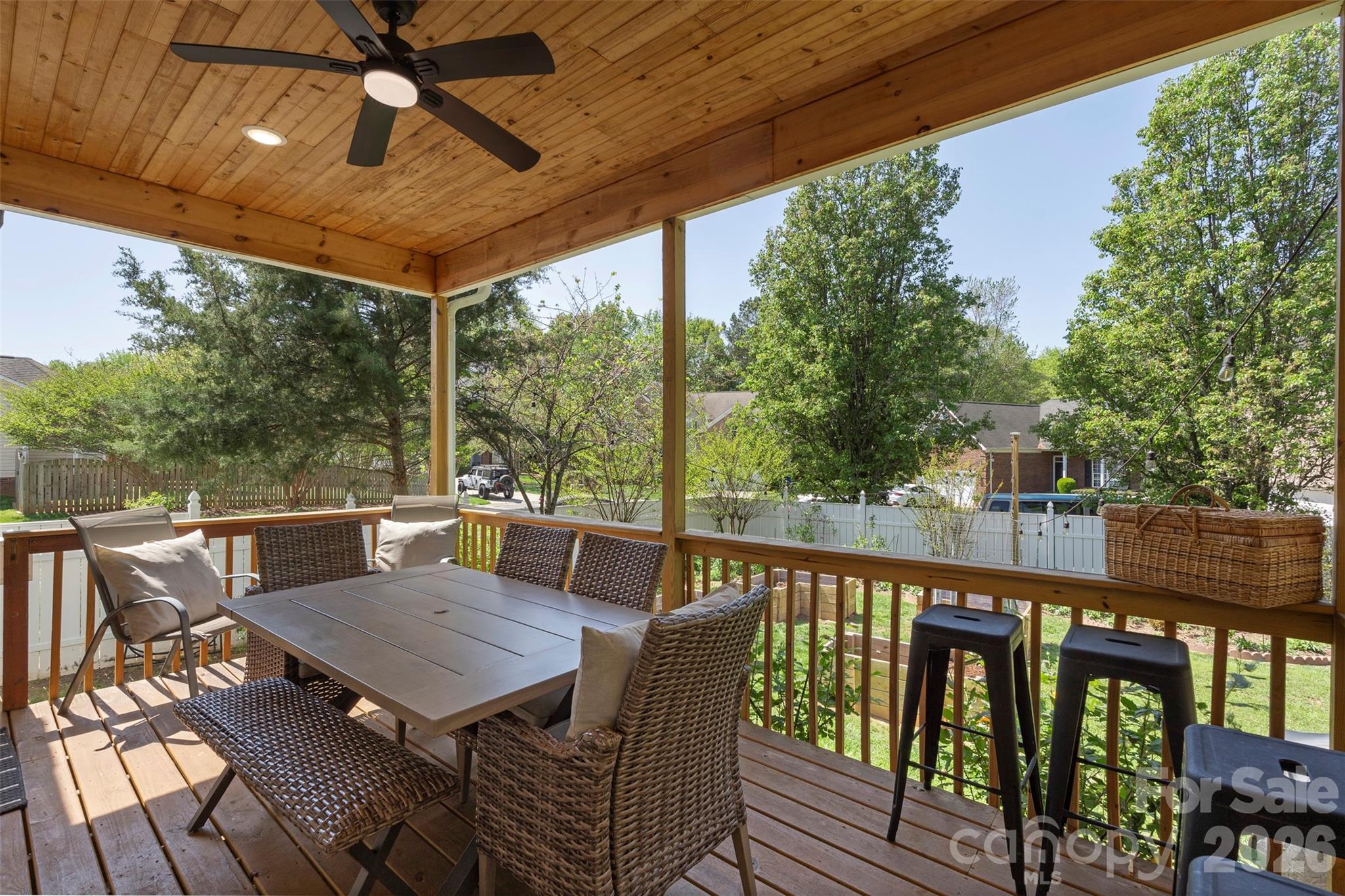 14926 Bridle Trace Lane — Pineville
