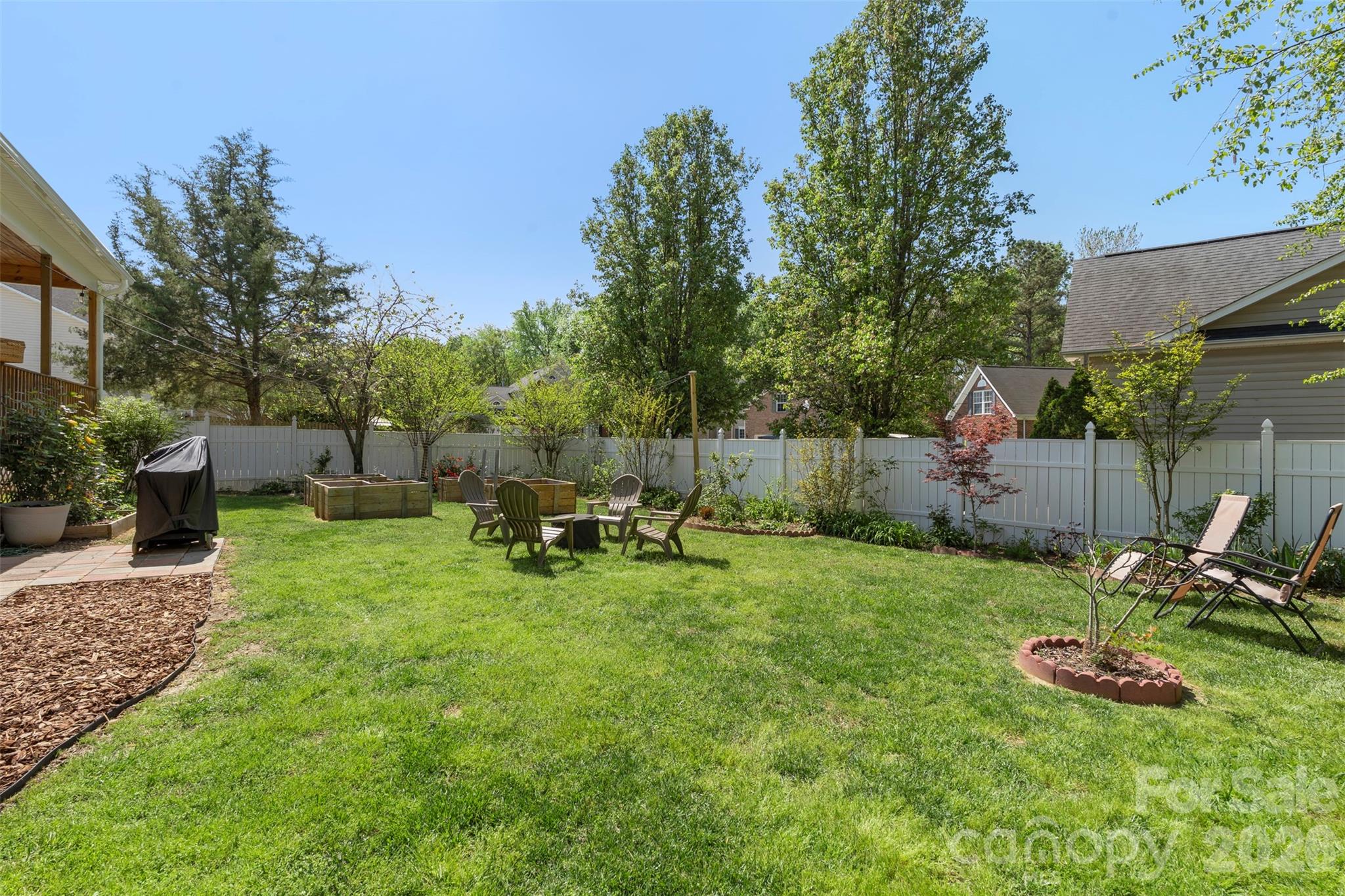 14926 Bridle Trace Lane — Pineville