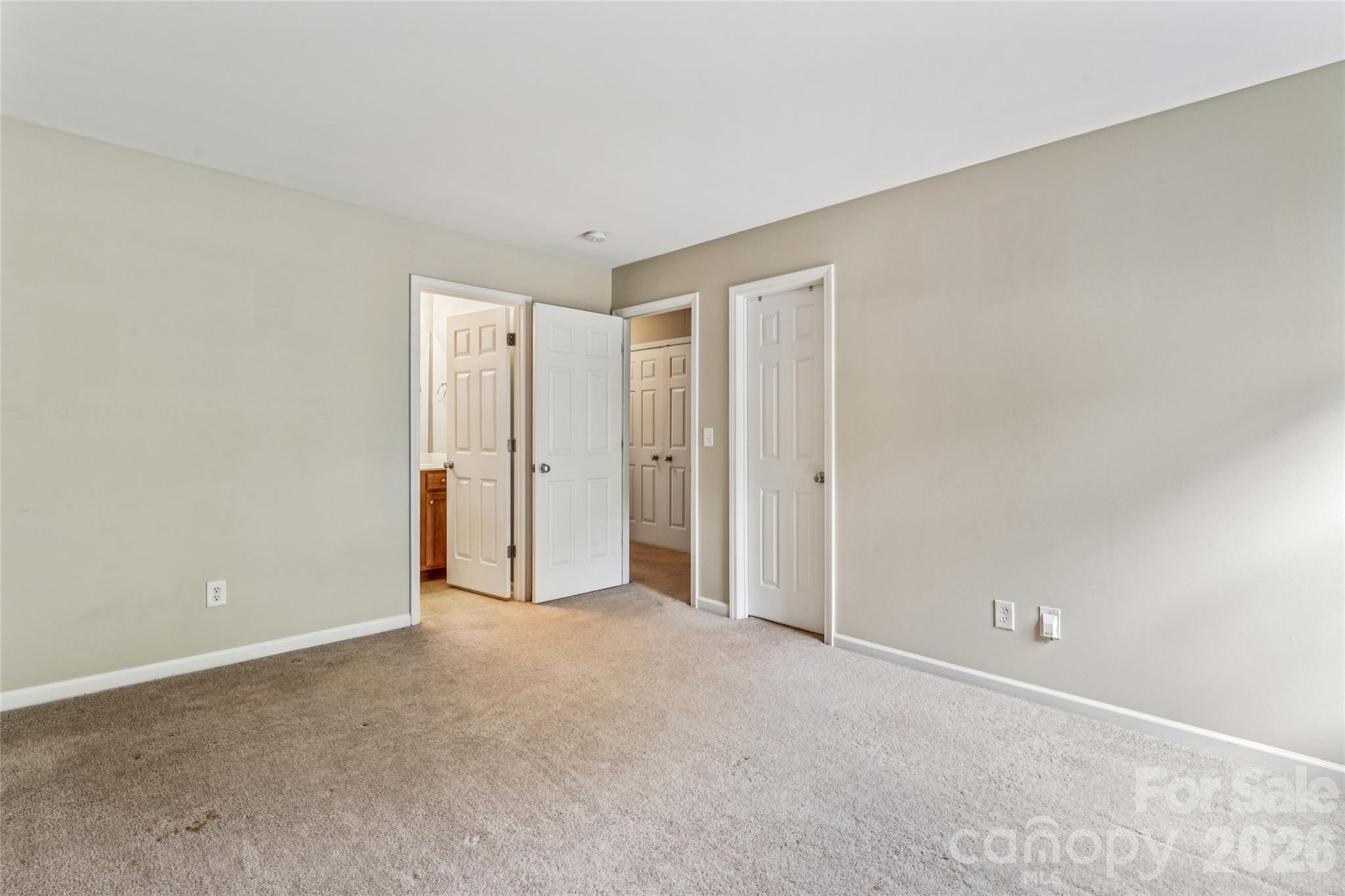 11961 Stratfield Place Circle — Pineville