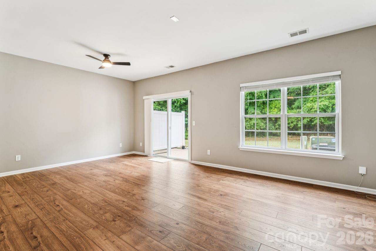 11961 Stratfield Place Circle — Pineville