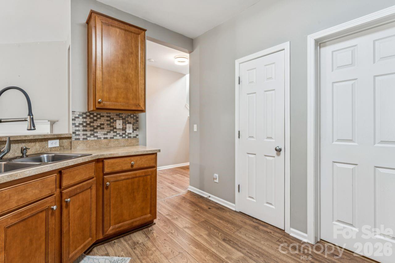 11961 Stratfield Place Circle — Pineville