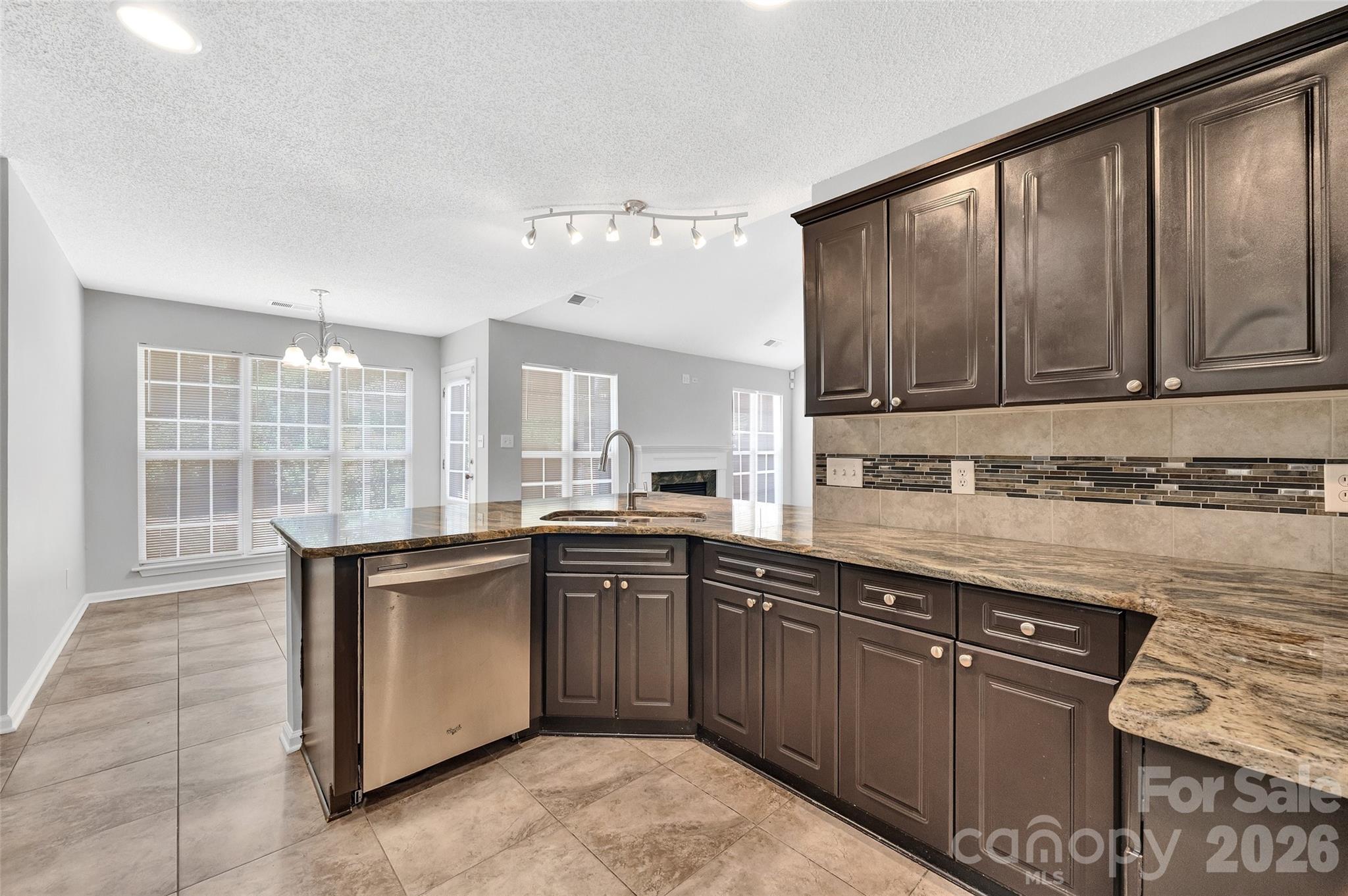 14422 Southbridge Forest Drive — Charlotte