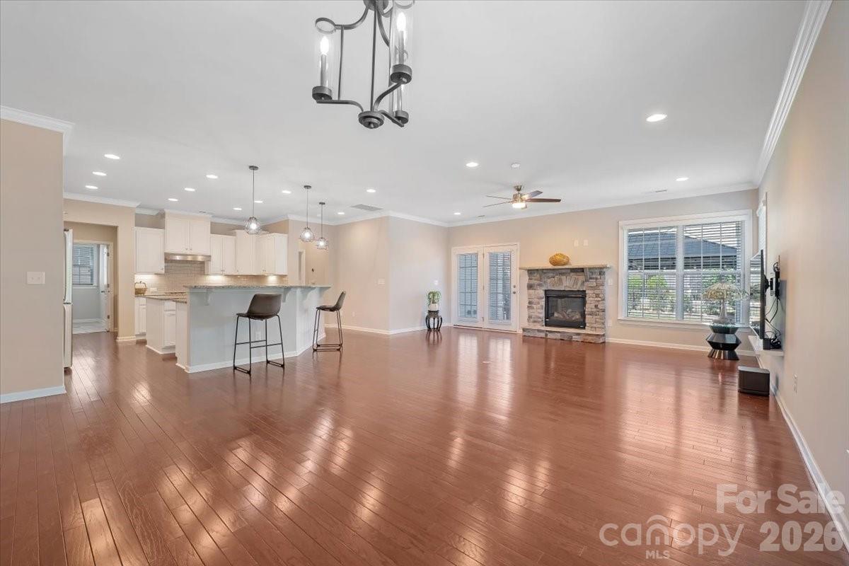 13335 Union Square Drive — Huntersville