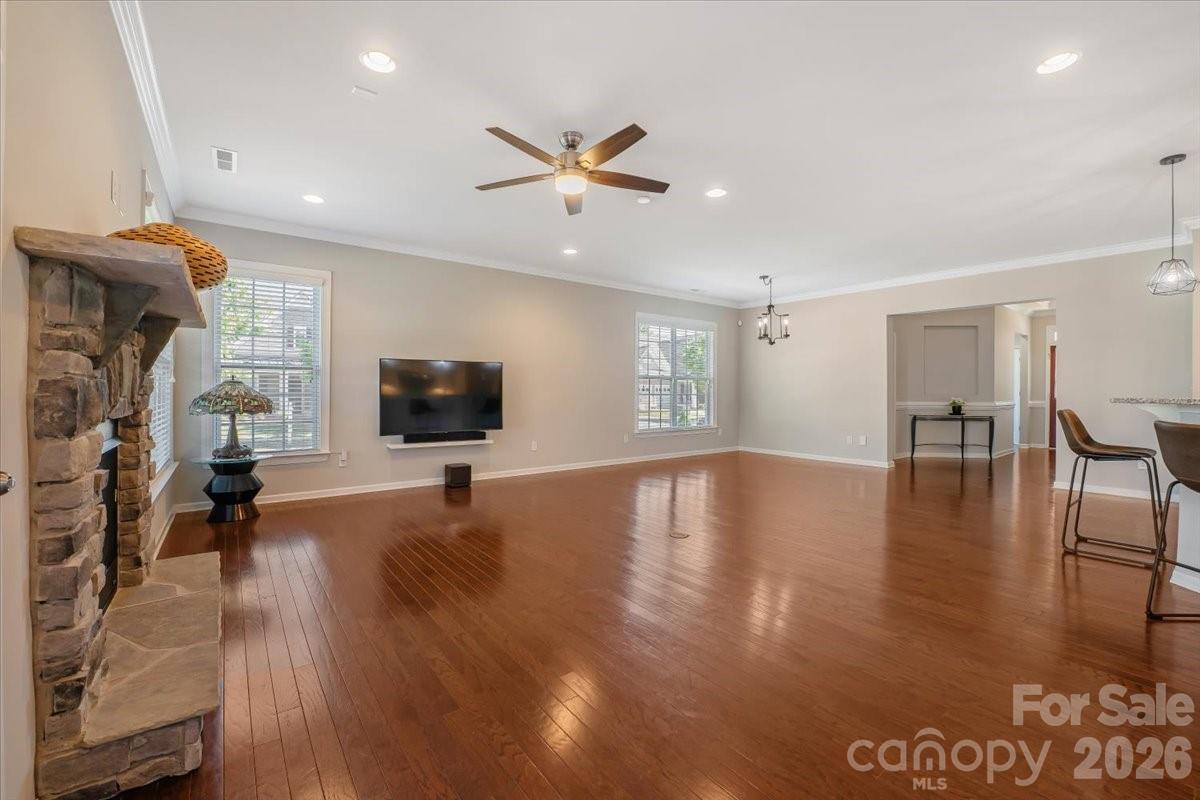 13335 Union Square Drive — Huntersville