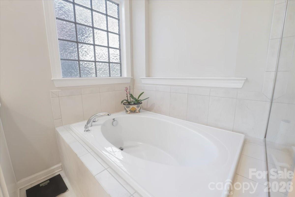 13335 Union Square Drive — Huntersville