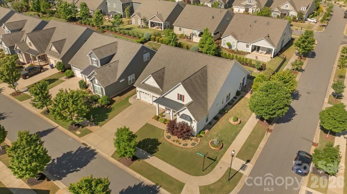 13335 Union Square Drive — Huntersville
