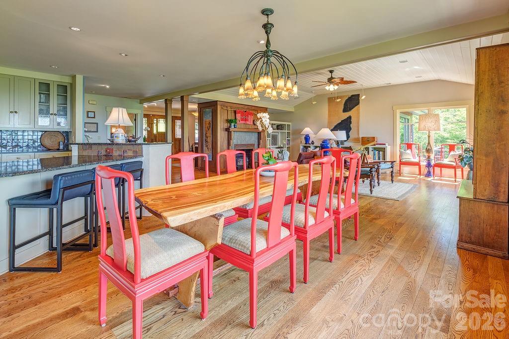 24 Westhaven Drive — Asheville