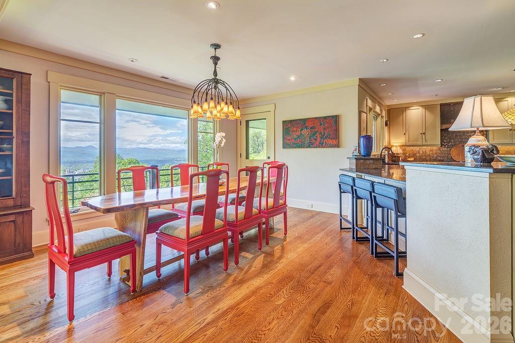 24 Westhaven Drive — Asheville