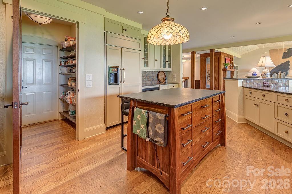 24 Westhaven Drive — Asheville