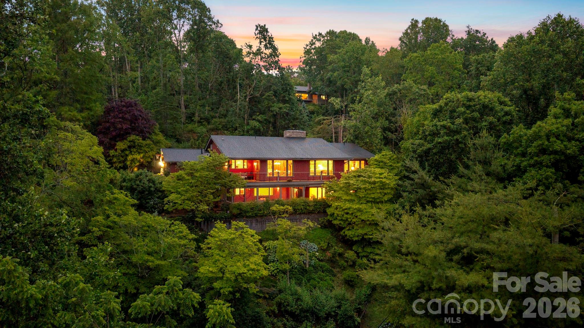 24 Westhaven Drive — Asheville